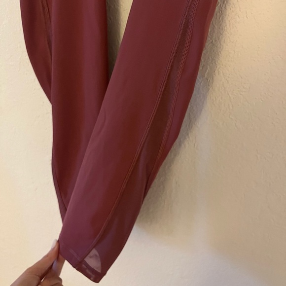 Lululemon Train Times Crop 21” - So Merlot - Picture 6 of 8